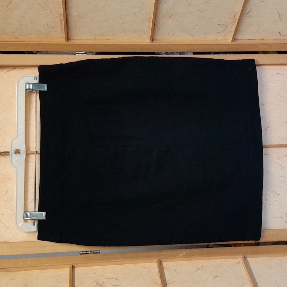Elle black straight skirt size M - Picture 3 of 8